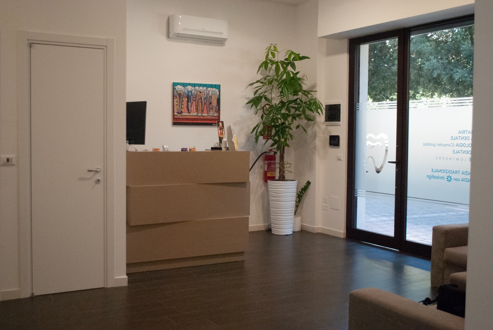 Ambiente dello studio dentistico - Immagine 5